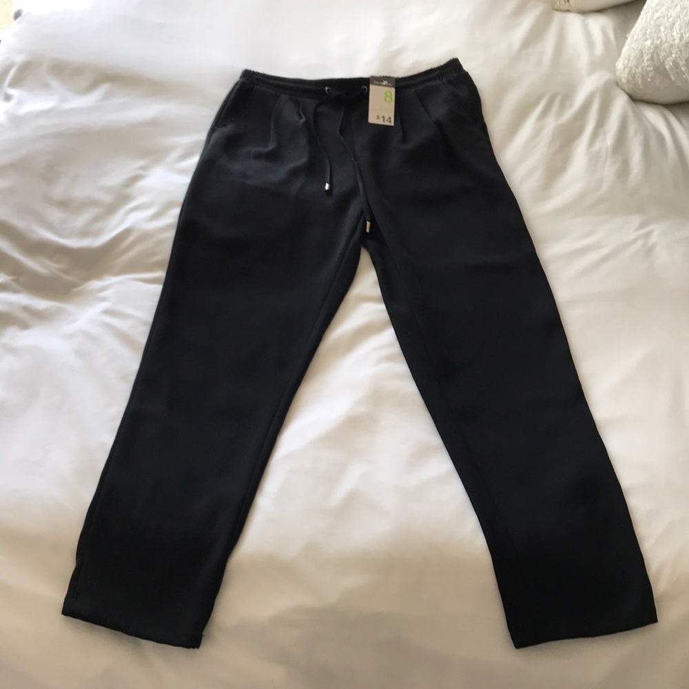 Black pant slim leg, drawstring waistline sz 8 NWT